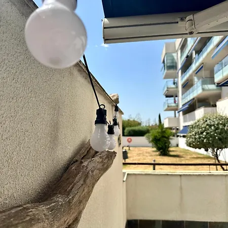 Gelijkvloers Port Marina Apartment